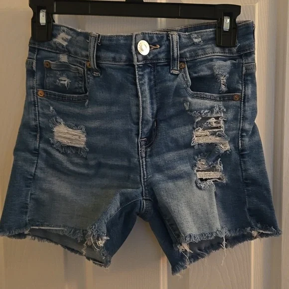 American Eagle Hi-Rise Shortie Shorts. Size 2. - Picture 1 of 4